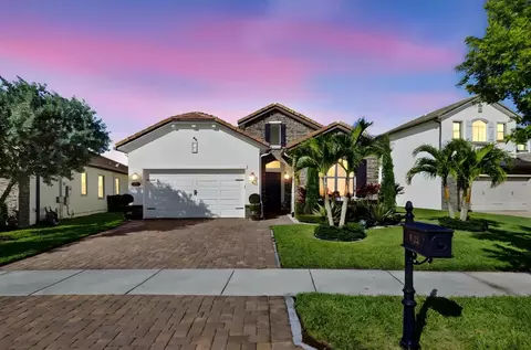 9123 Grand Prix, Boynton Beach, FL 33472