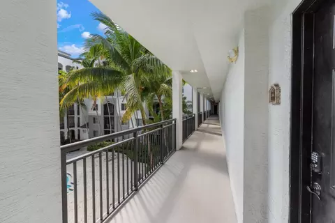 1690 Renaissance Cmns #1312, Boynton Beach, FL 33426