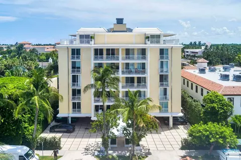 170 Chilean Ave #2D, Palm Beach, FL 33480