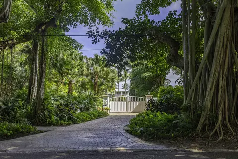 2897 SE Saint Lucie Blvd, Stuart, FL 34997
