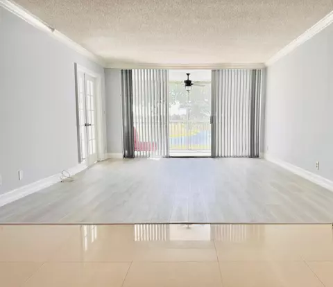 3080 N Course Dr #202, Pompano Beach, FL 33069