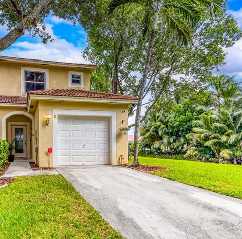 9490 S Military Trl #2, Boynton Beach, FL 33436