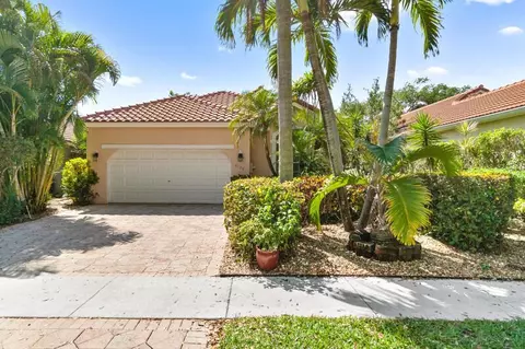 5190 Brookview Dr, Boynton Beach, FL 33437