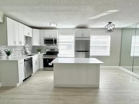 222 Piedmont E, Delray Beach, FL 33484