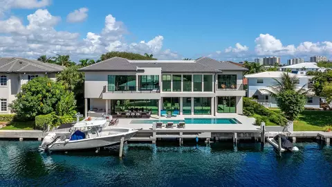 2900 NE 7th Dr, Boca Raton, FL 33431