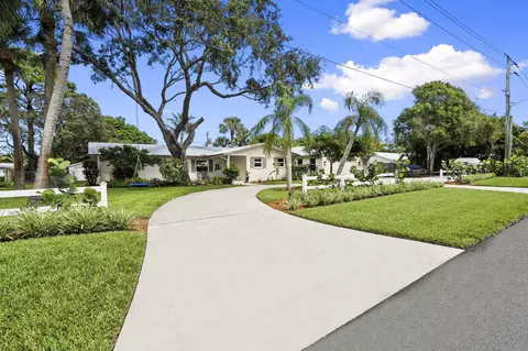 1109 SE 7th, Stuart, FL 34996