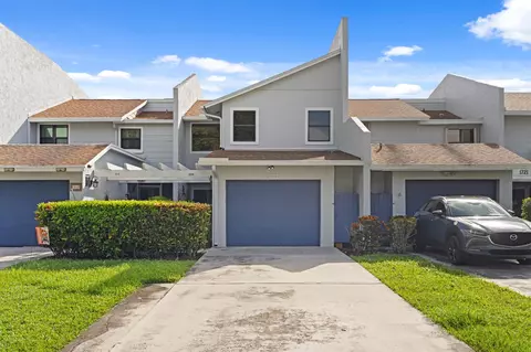 1719 Woodbridge Lakes Cir, West Palm Beach, FL 33406