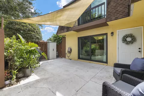 110 N Delaware Blvd #18A, Jupiter, FL 33458