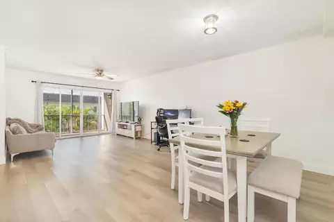 505 Spencer #207, West Palm Beach, FL 33409