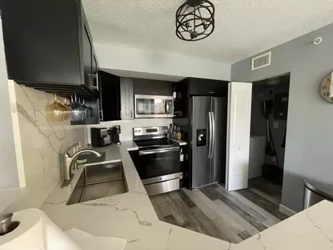 110 Villa Cir #110, Boynton Beach, FL 33435