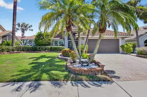 7317 Amber Falls Ln, Boynton Beach, FL 33437