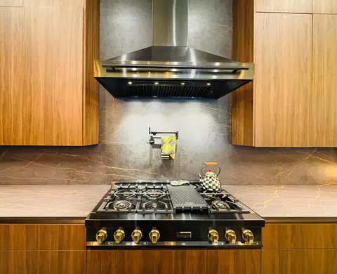 Kitchen - 6935 Long Leaf Dr, Parkland, FL 33076 photo 3 of 3