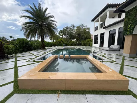 Exterior - 6935 Long Leaf Dr, Parkland, FL 33076 photo 2 of 7