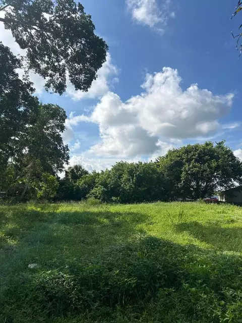 4896 Alberta, West Palm Beach, FL 33417