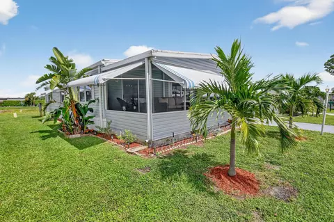 16010 Fontein Bay, Boynton Beach, FL 33436