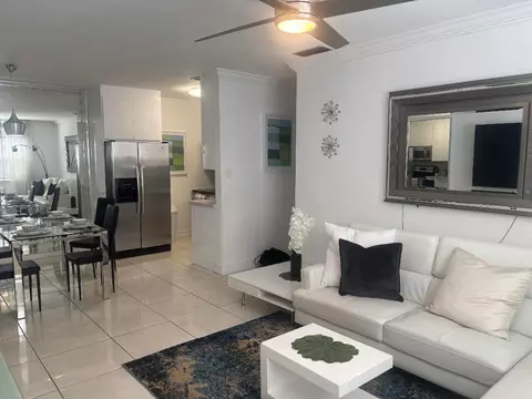 299 SW 7th St #110, Boca Raton, FL 33432