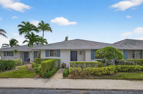 119 Club Dr, Palm Beach Gardens, FL 33418