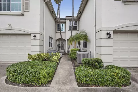 10129 N Military Trl, Palm Beach Gardens, FL 33410