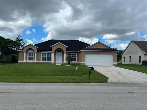 2310 SW Cameo Blvd, Port Saint Lucie, FL 34953