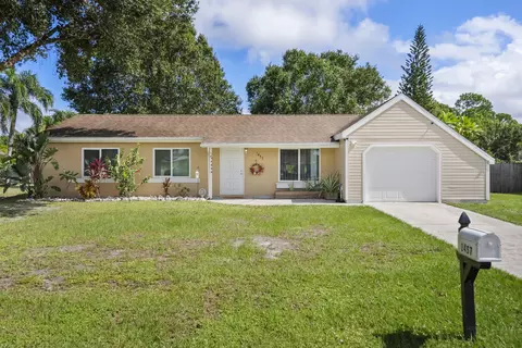 1457 SE Buckingham Ter, Port Saint Lucie, FL 34952