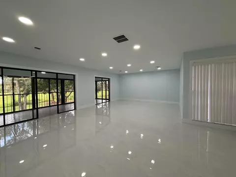 9266 Vista Del Lago #25H, Boca Raton, FL 33428
