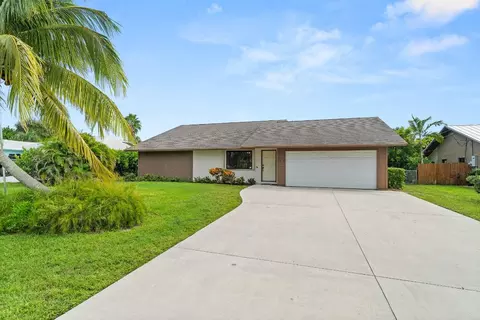 4726 SE Manatee, Stuart, FL 34997