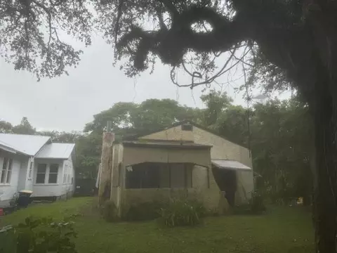 802 Delaware Ave, Fort Pierce, FL 34950