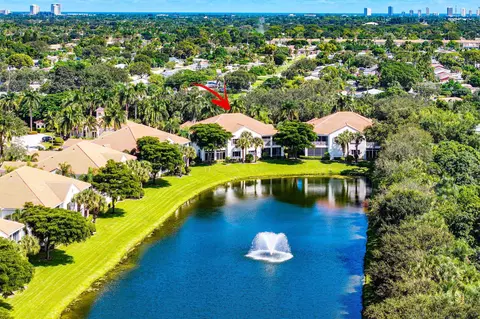 110 Palm Bay Ln #B, Palm Beach Gardens, FL 33418