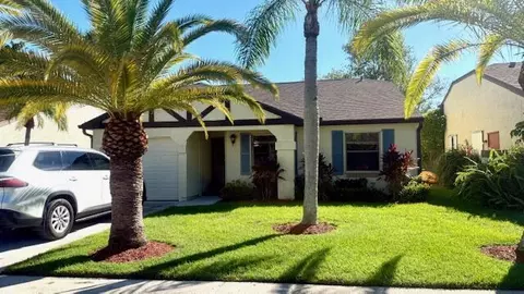 2344 SE Breckenridge Cir, Port Saint Lucie, FL 34952