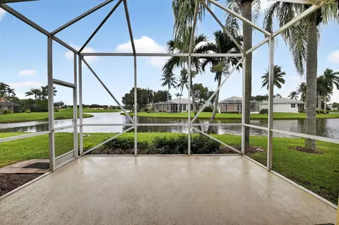 7975 Rockford Rd, Boynton Beach, FL 33472