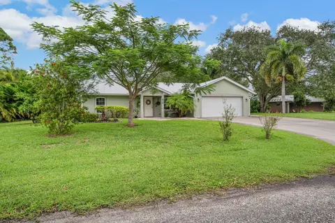 606 Gregory St, Fort Pierce, FL 34982