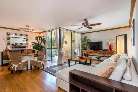 825 Egret Cir #308, Delray Beach, FL 33444