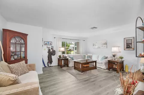 1026 NW 16th, Stuart, FL 34994