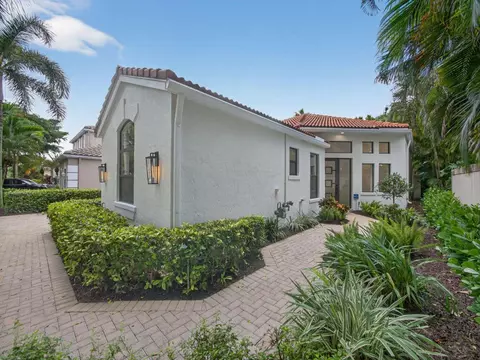 100 Sunset Bay Dr, Palm Beach Gardens, FL 33418