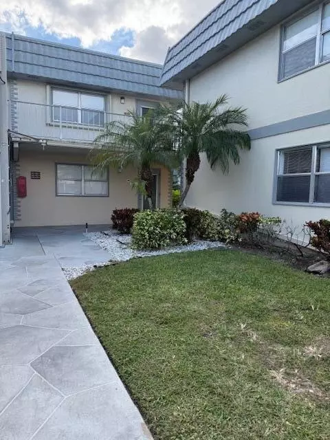 447 Brittany J #447, Delray Beach, FL 33446