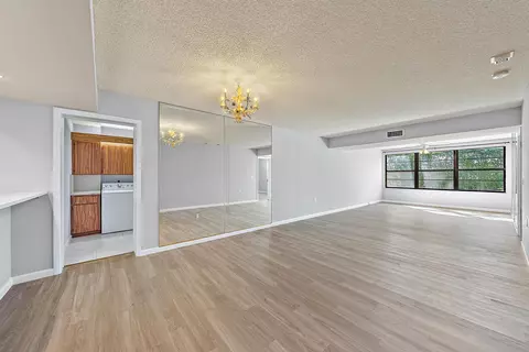 3515 Village Blvd #102, West Palm Beach, FL 33409