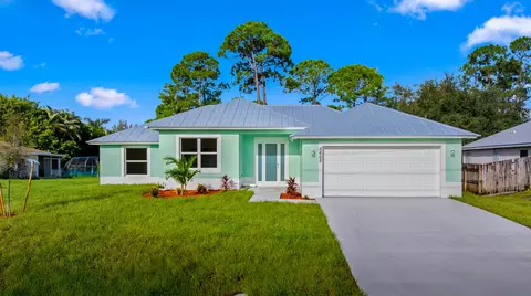 5605 Seagrape Dr, Fort Pierce, FL 34982