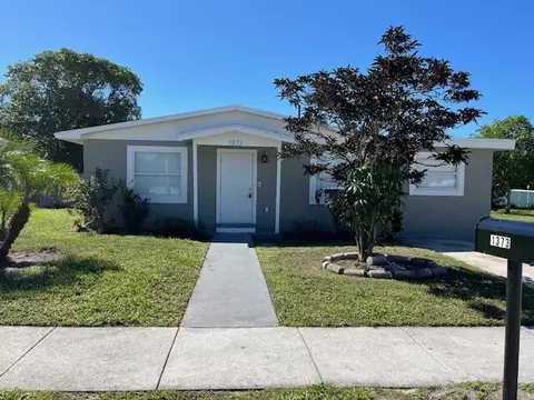 1373 W 30th St, Riviera Beach, FL 33404
