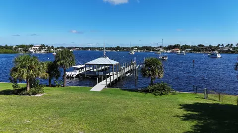 4345 SE Mulford Ln, Stuart, FL 34997 photo 2