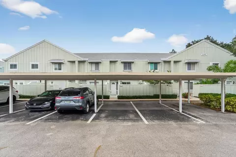 6182 Riverwalk Ln #4, Jupiter, FL 33458