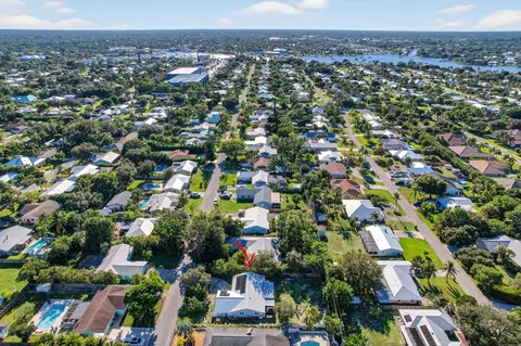 View/Area - 5095 SE Manatee Ter, Stuart, FL 34997 photo 8 of 16