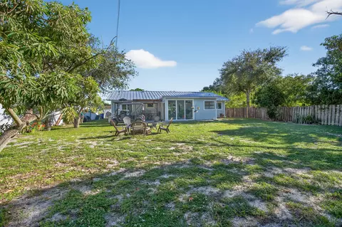 Exterior - 5095 SE Manatee Ter, Stuart, FL 34997 photo 8 of 15