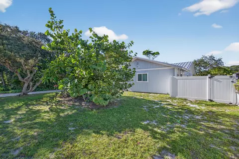 Exterior - 5095 SE Manatee Ter, Stuart, FL 34997 photo 15 of 15