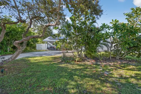 Exterior - 5095 SE Manatee Ter, Stuart, FL 34997 photo 13 of 15