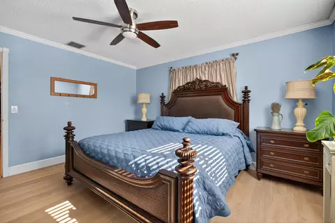 Bedroom - 5095 SE Manatee Ter, Stuart, FL 34997 photo 1 of 4