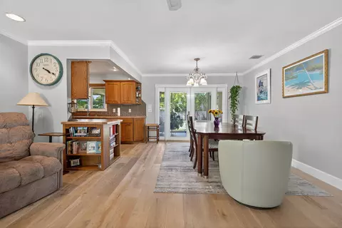 Dining - 5095 SE Manatee Ter, Stuart, FL 34997 photo 2 of 4
