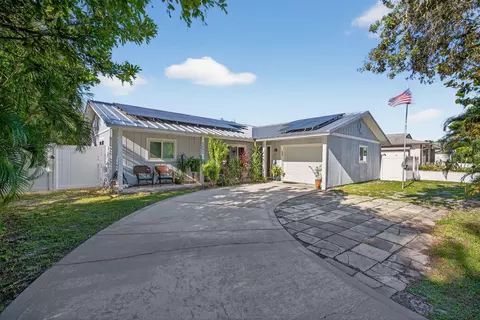 Exterior - 5095 SE Manatee Ter, Stuart, FL 34997 photo 14 of 15