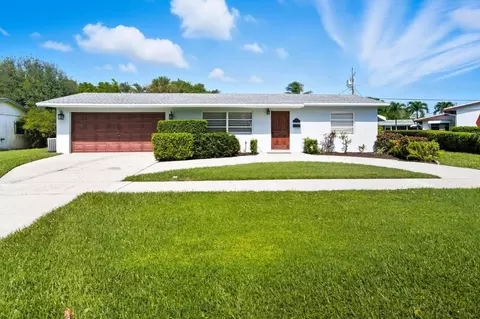 760 Cinnamon, North Palm Beach, FL 33408