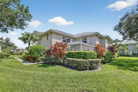 2433 SW Danbury Ln, Palm City, FL 34990