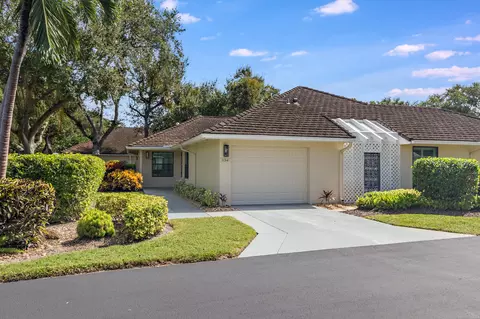 11341 Briarwood Pl, North Palm Beach, FL 33408